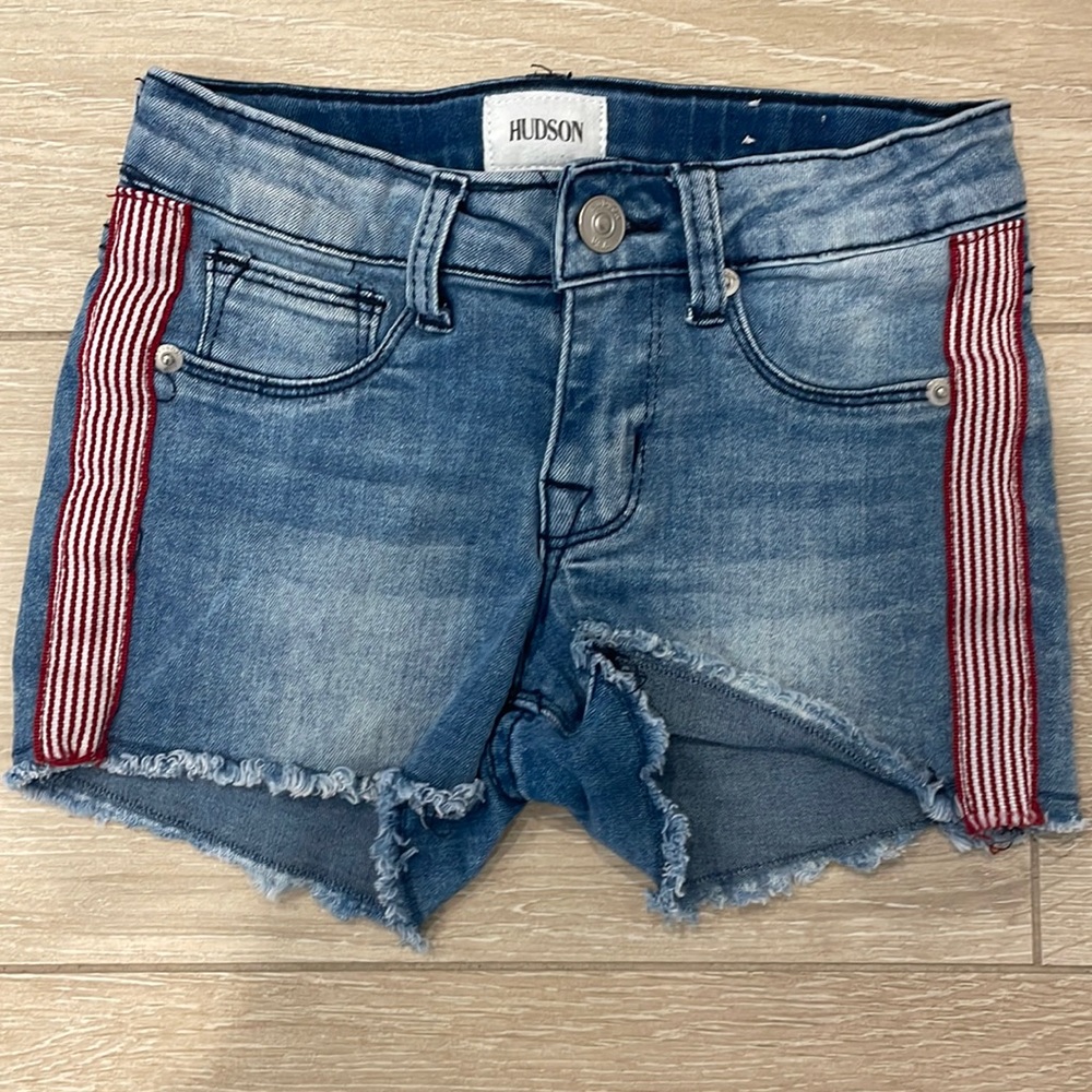 Hudson girl size 7 Jean shorts with red & white stitching down sides